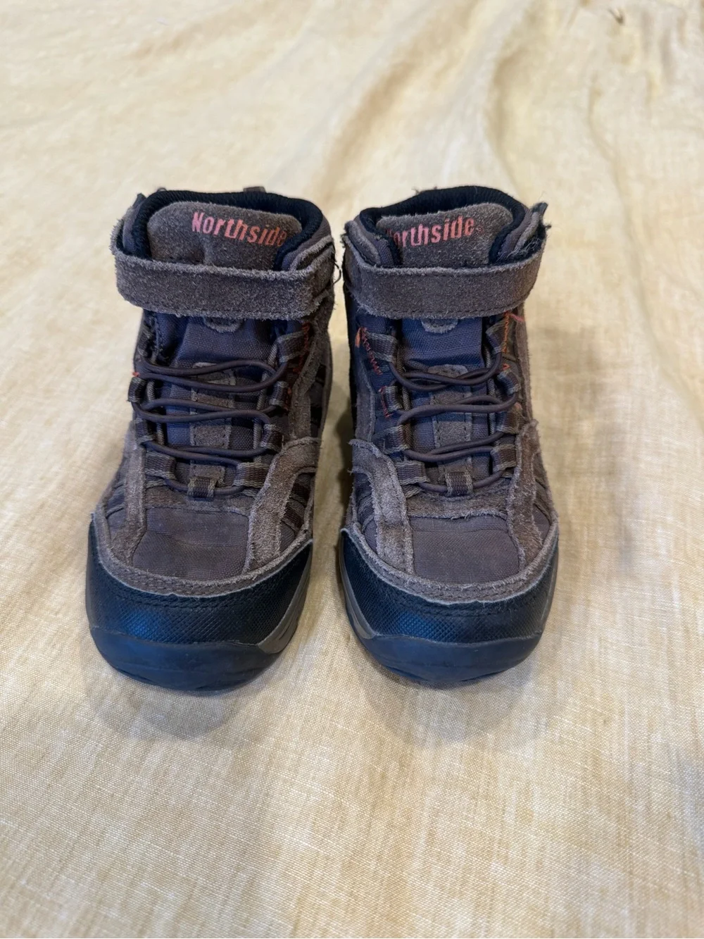 Northside Kids Brown and Black Outdoor Boots